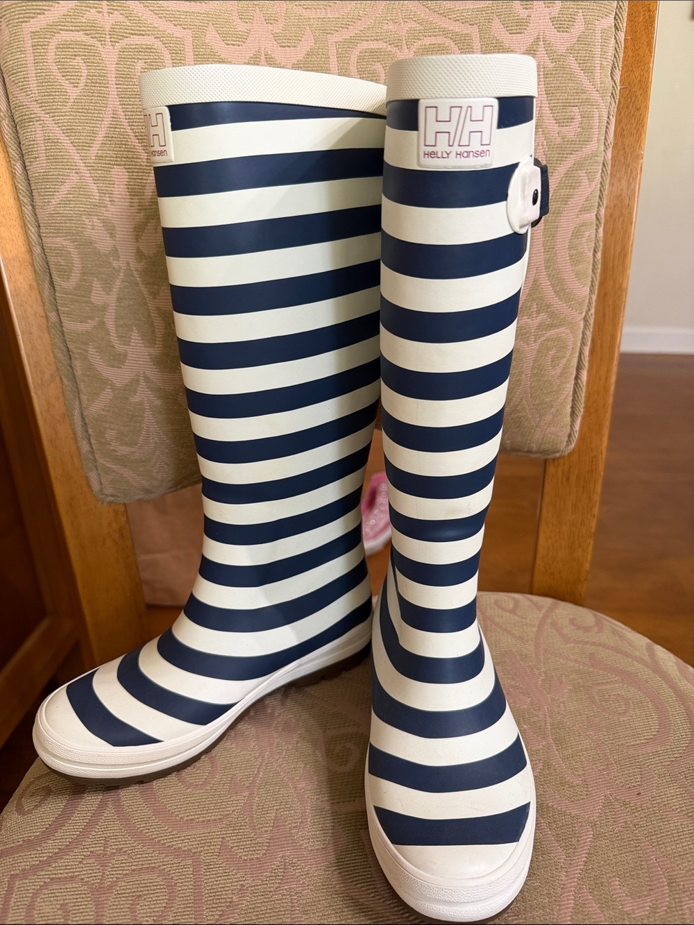 Sz6 Like New Helly Hansen Rain Boots Wellies Navy Blue and Cream Striped